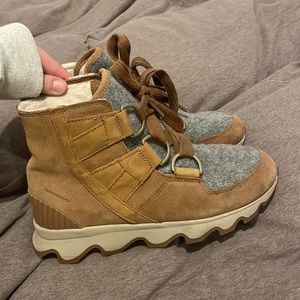 Sorel womens boots 8.5